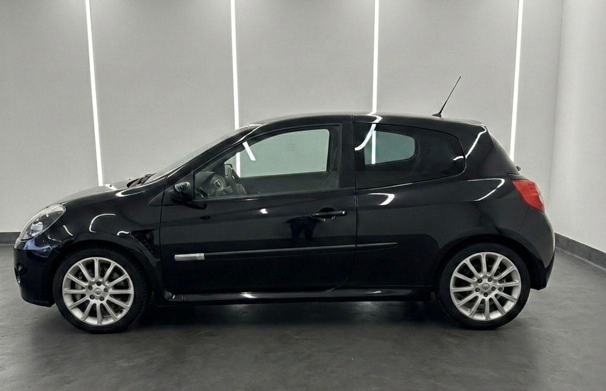 RENAULT Clio 2.0 16V Sport-image-5