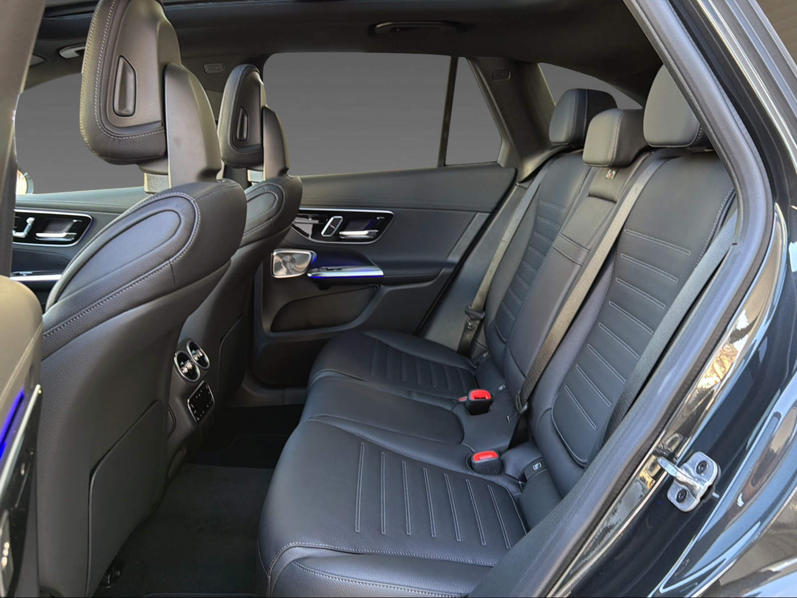 MERCEDES-BENZ GLC 220 d 4Matic-image-15