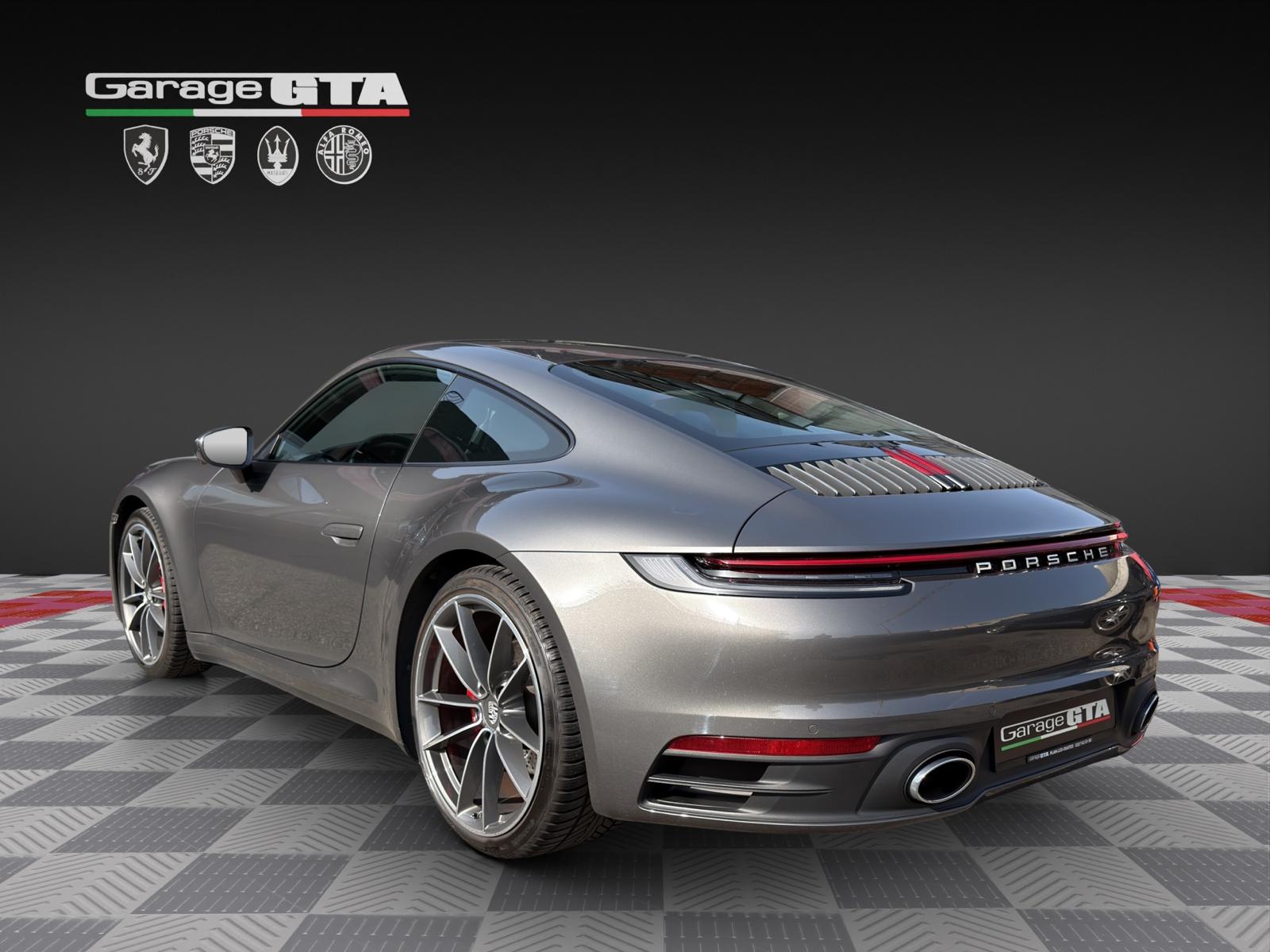 PORSCHE 911 Carrera 4 PDK-showroom-element-2