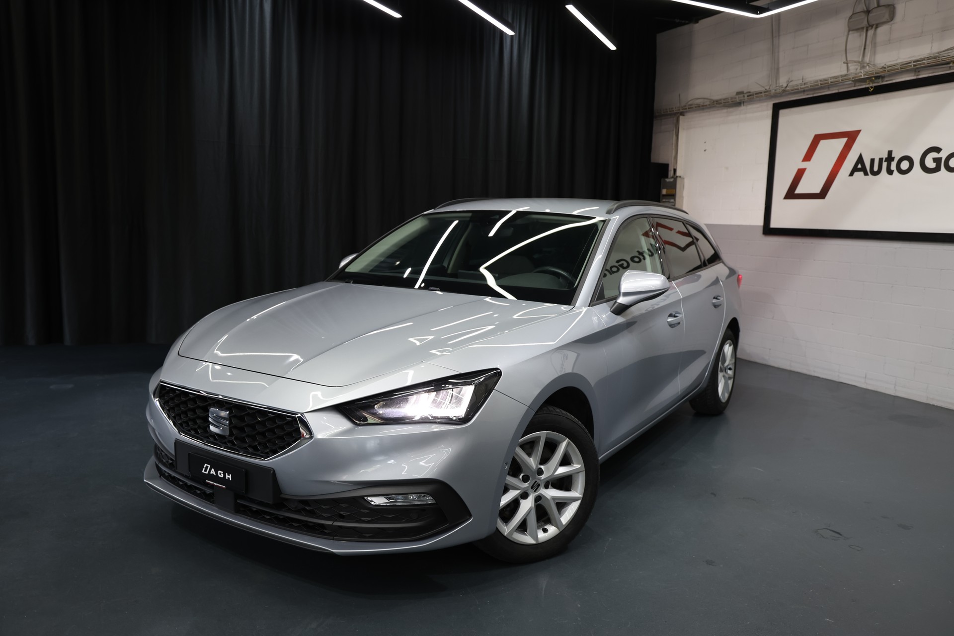 SEAT Leon ST 2.0 TDI EVO DSG Style-image-0