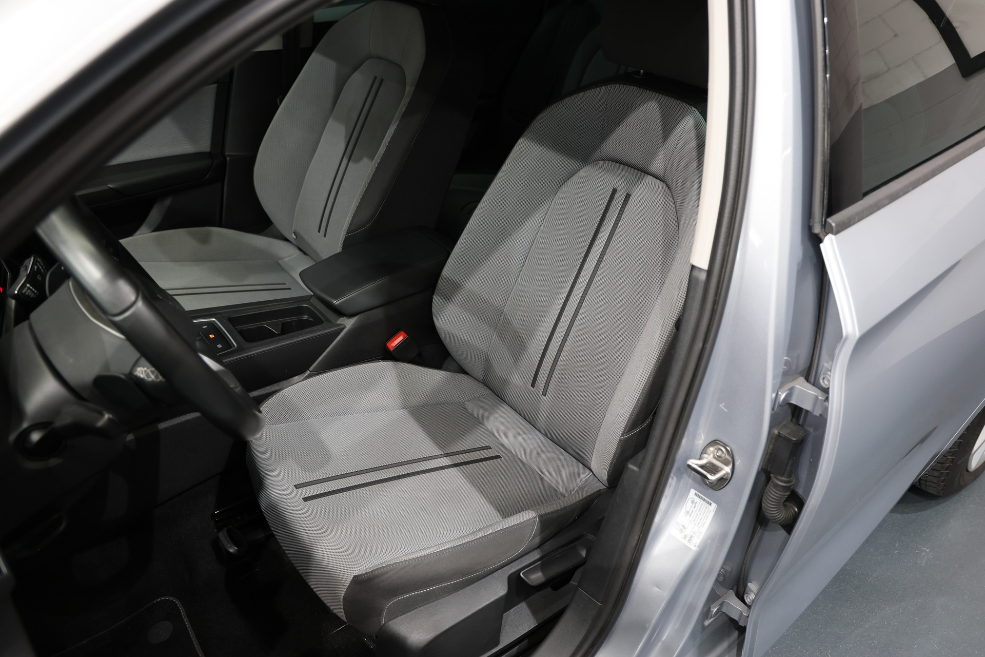 SEAT Leon ST 2.0 TDI EVO DSG Style-image-9