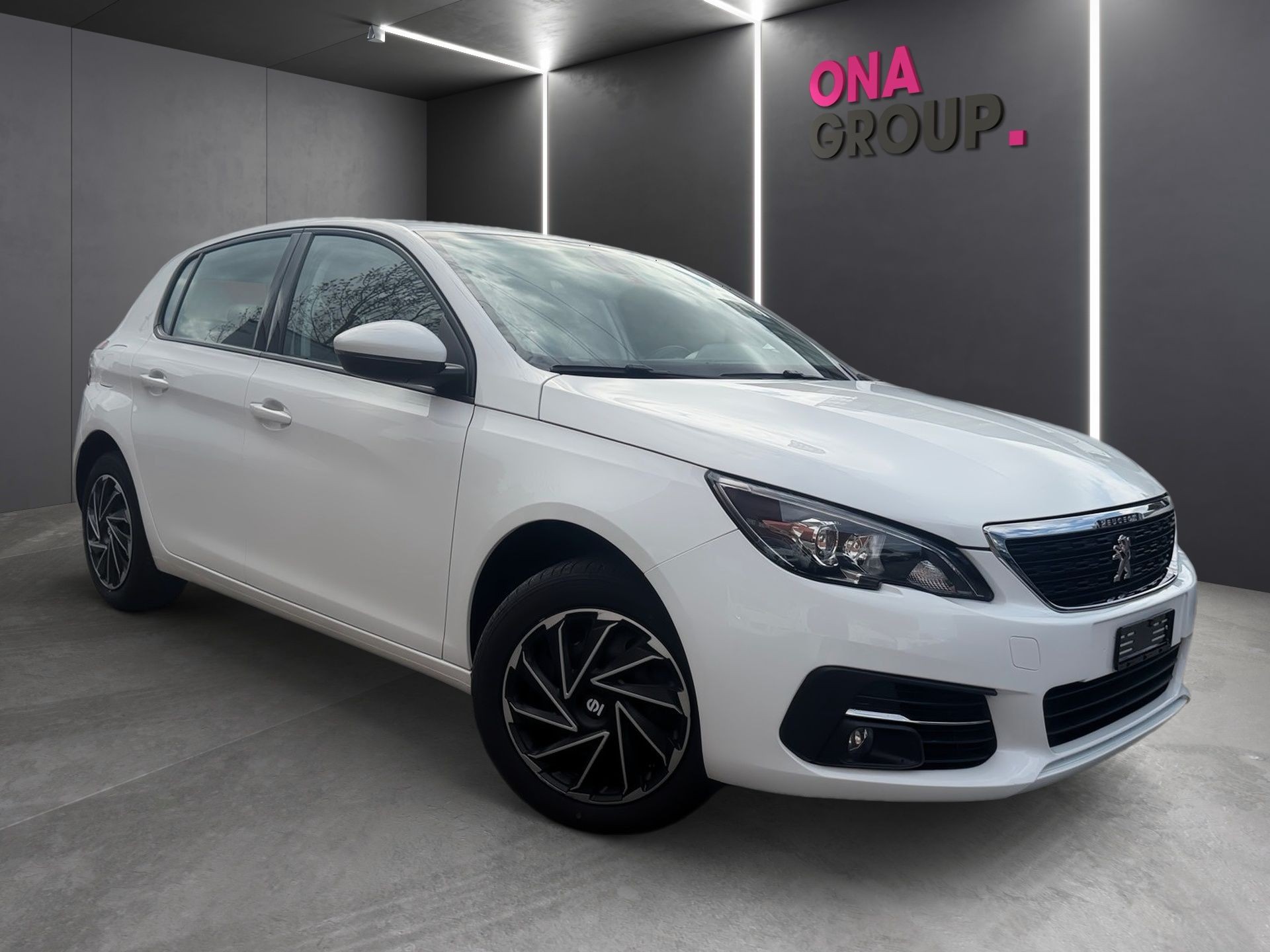 PEUGEOT 308 1.2 Pure Tech Active Pack EAT8