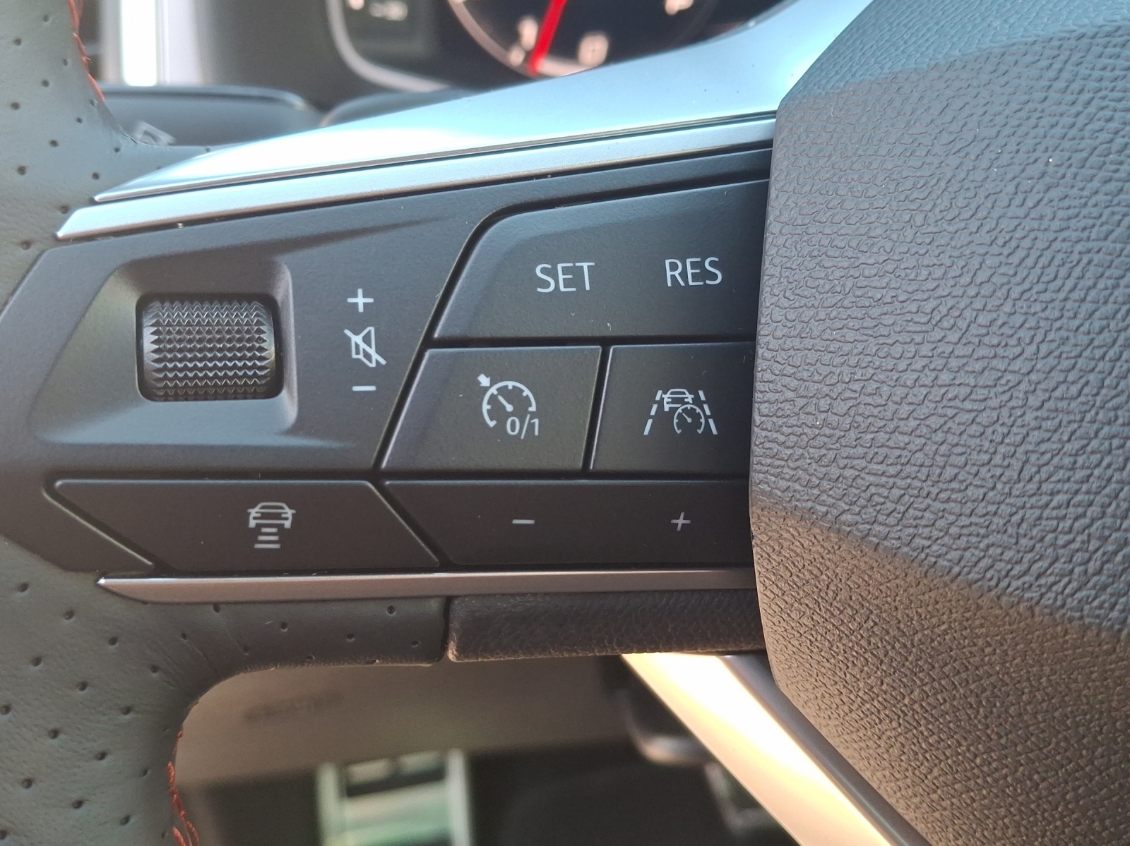 SEAT Ateca 1.5 TSI EVO DSG FR-image-14