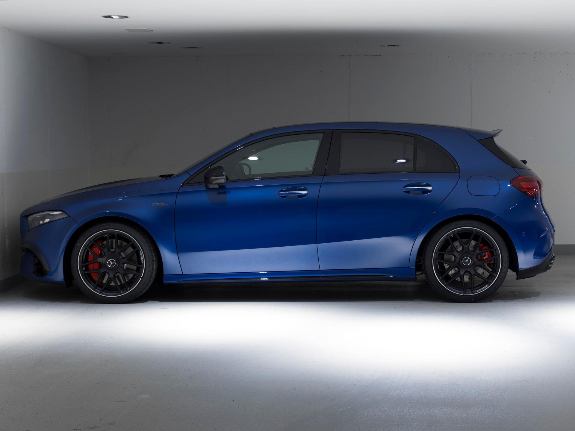 MERCEDES-BENZ A 45 AMG S 4MATIC+-image-5