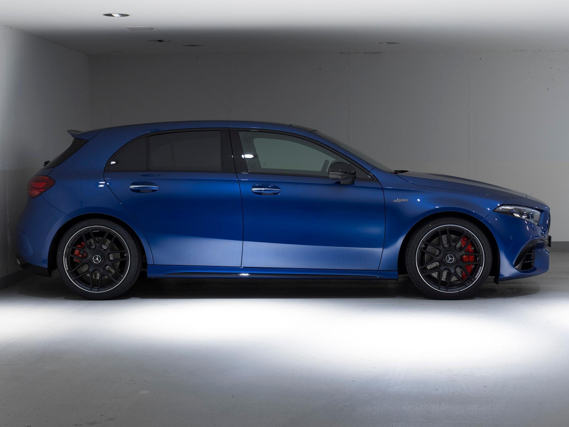 MERCEDES-BENZ A 45 AMG S 4MATIC+-image-1