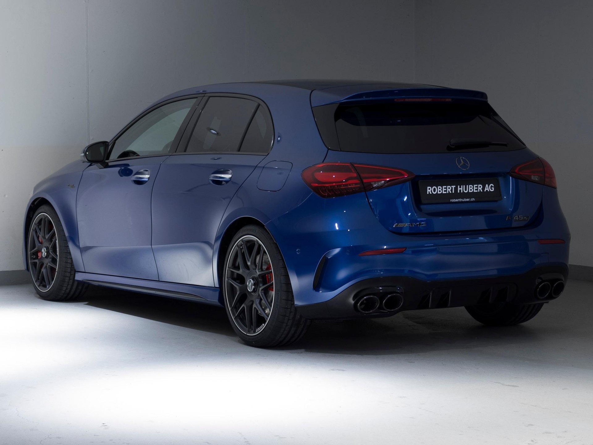 MERCEDES-BENZ A 45 AMG S 4MATIC+-image-3