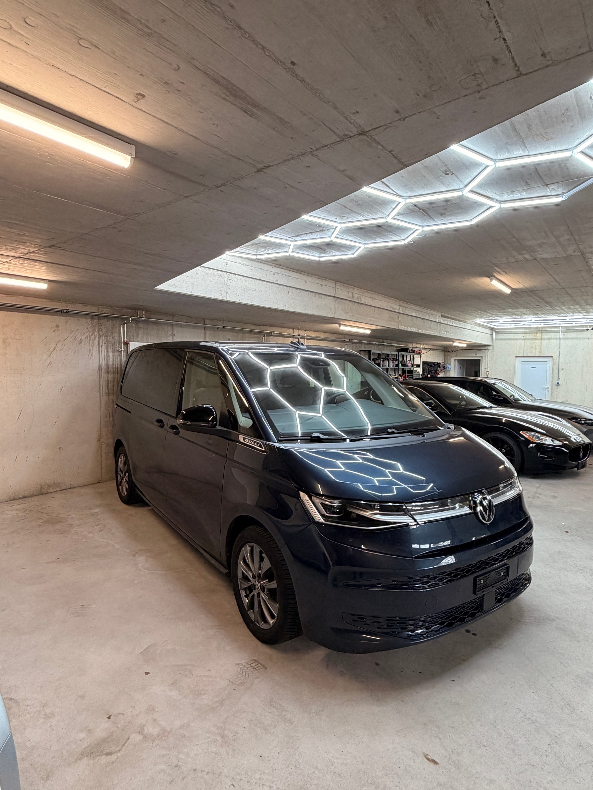 VW T7 MULTIVAN-image-4