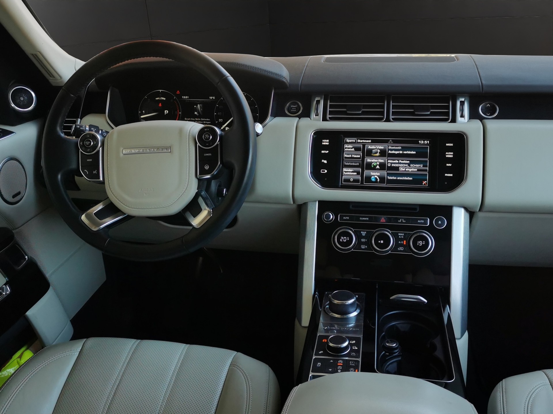 LAND ROVER Range Rover 3.0 TDV6 Vogue Automatic-image-17