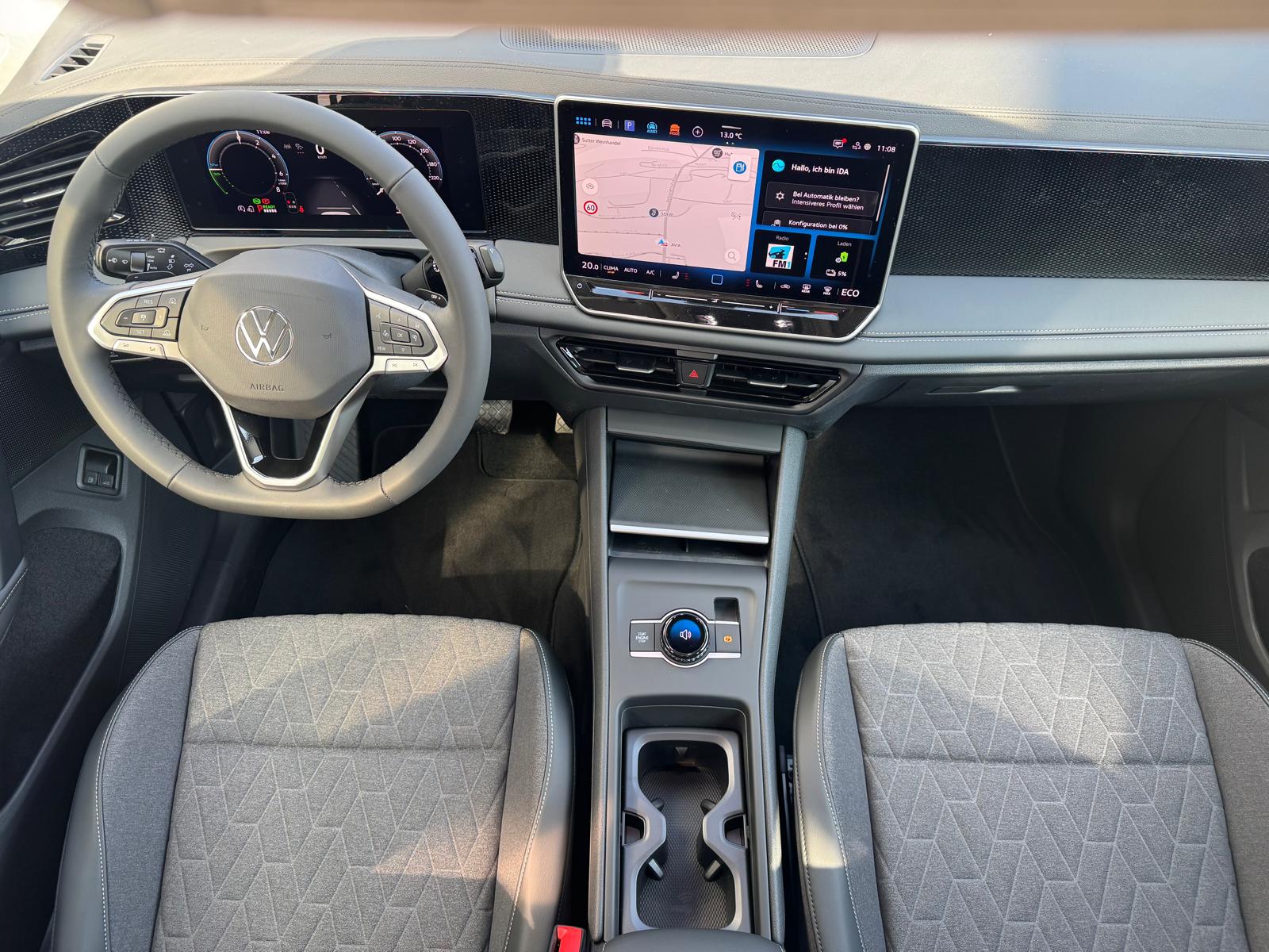 VW Tiguan 2.0 TSI DSG Life 4Motion-image-8