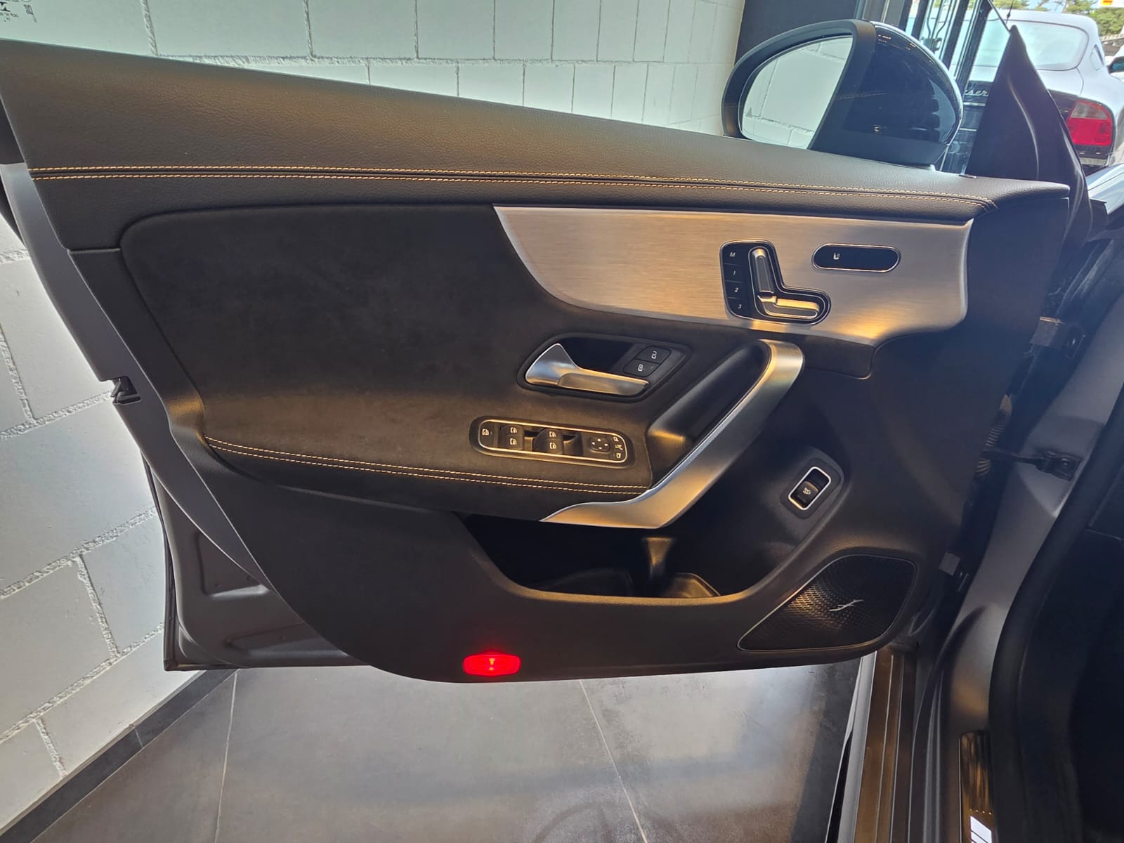 MERCEDES-BENZ CLA 45 S AMG 4Matic+-image-24