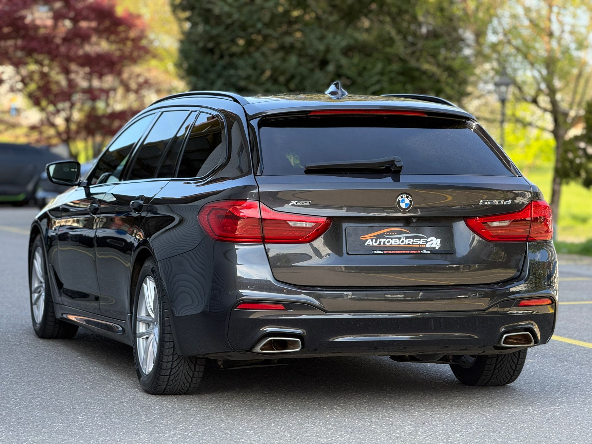 BMW 520d xDrive paddles Touring-image-3