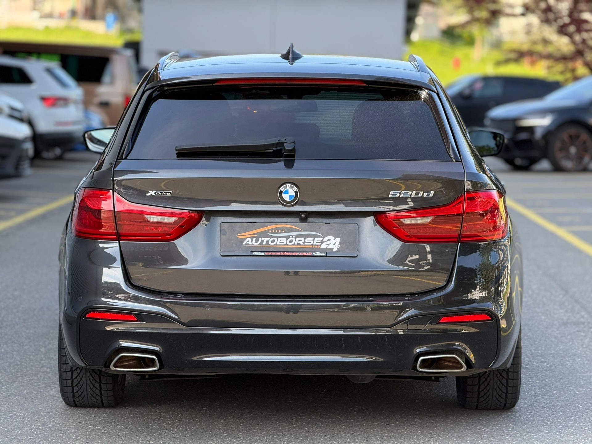 BMW 520d xDrive paddles Touring-image-5