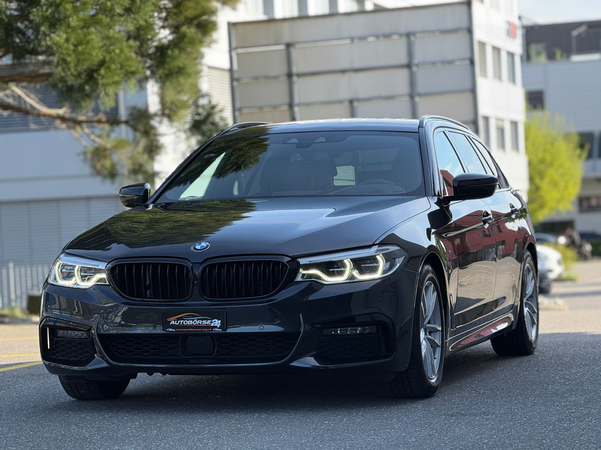 BMW 520d xDrive paddles Touring-image-0
