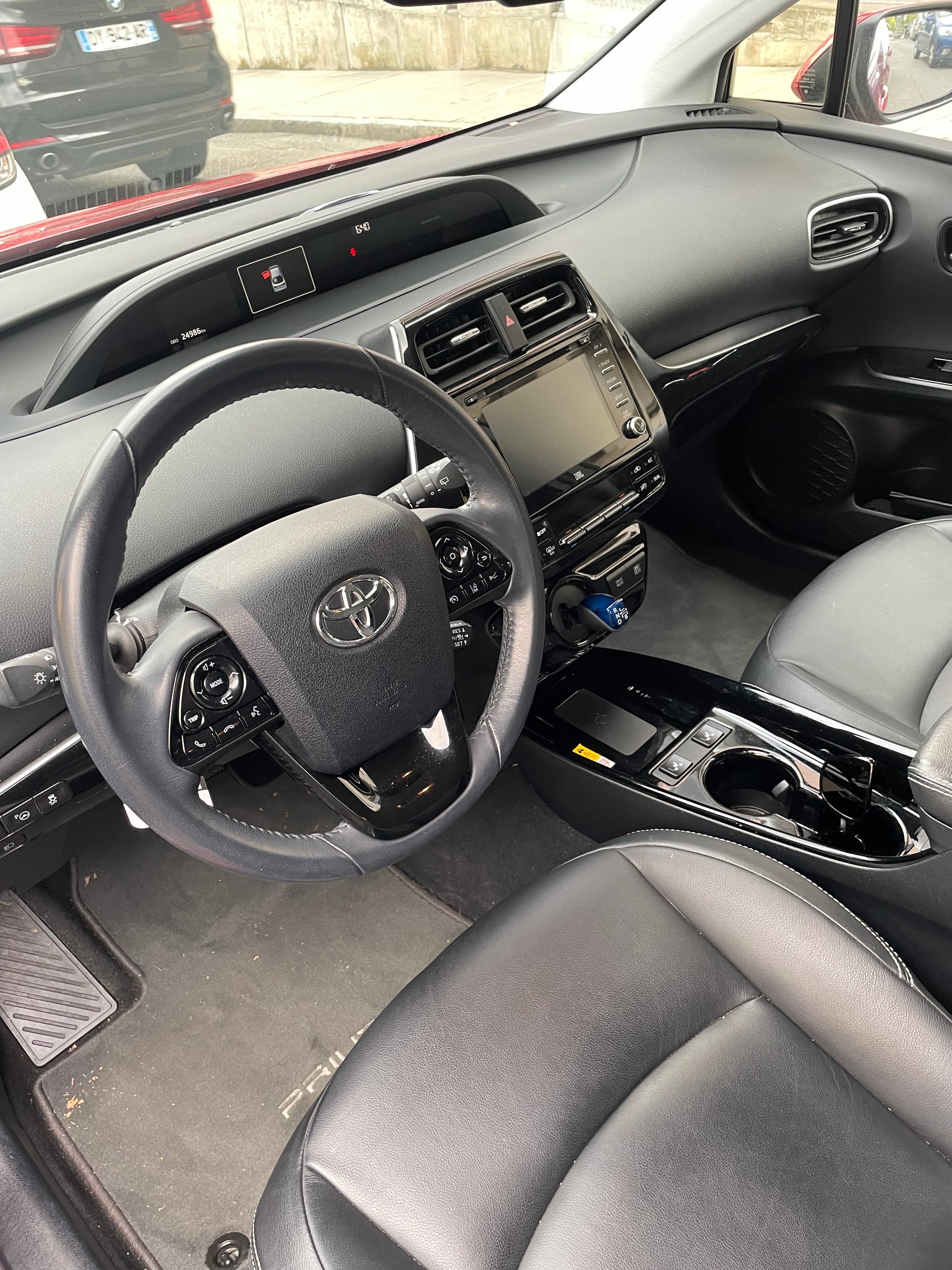 TOYOTA Prius 1.8 VVT-i HSD AWD-i Premium-image-5