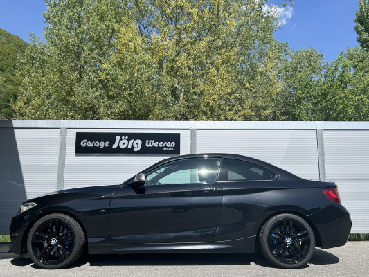 BMW M235i xDrive-image-2