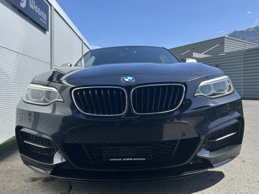 BMW M235i xDrive-image-1