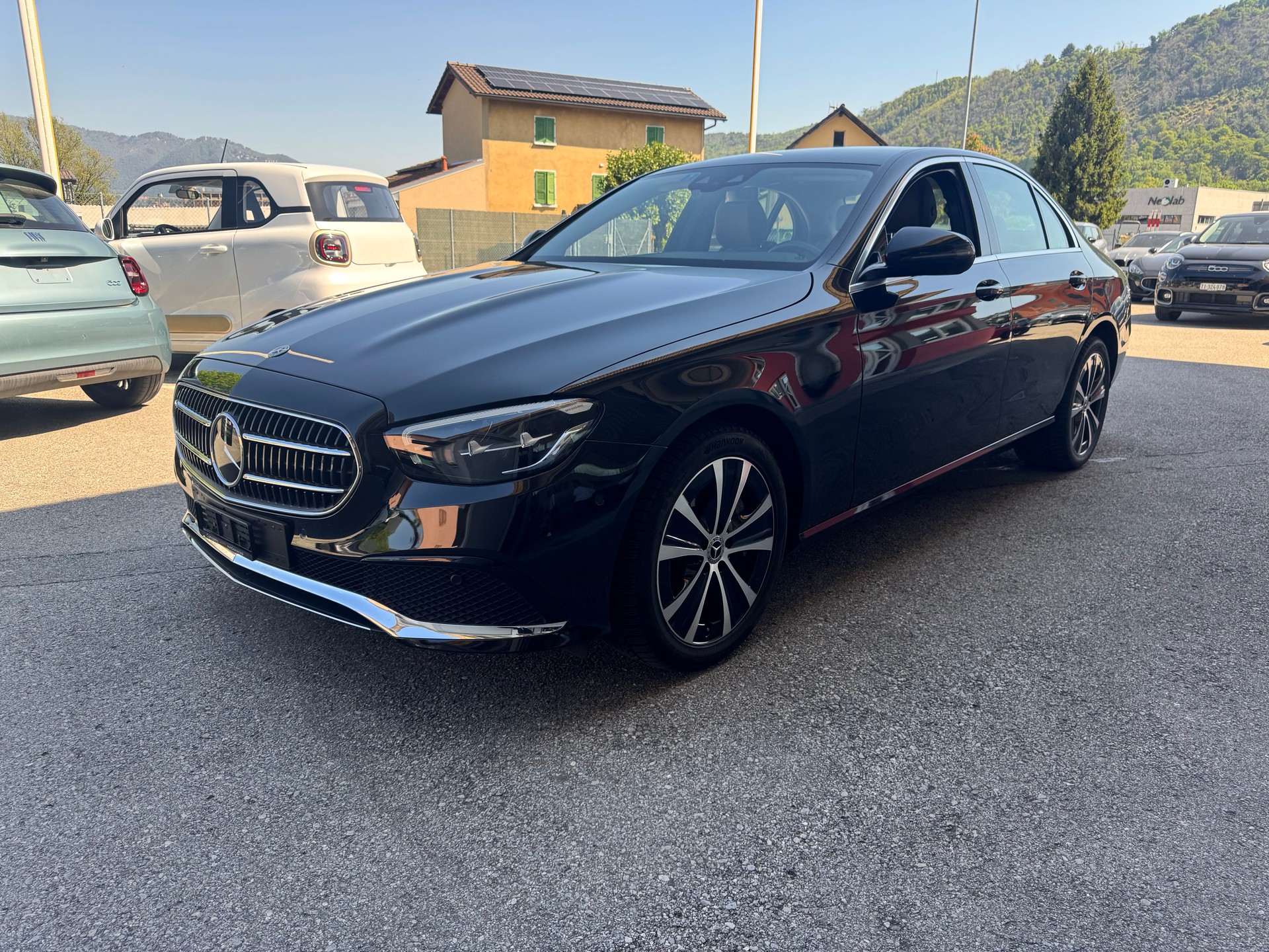 MERCEDES-BENZ E300e
