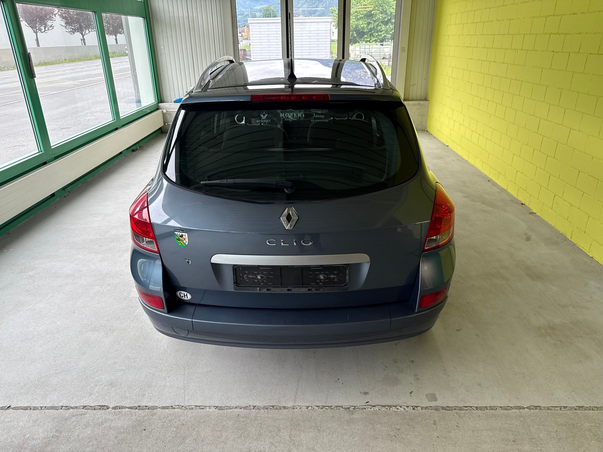 RENAULT Clio Grandtour 1.2 16V Turbo Dynamique-image-15
