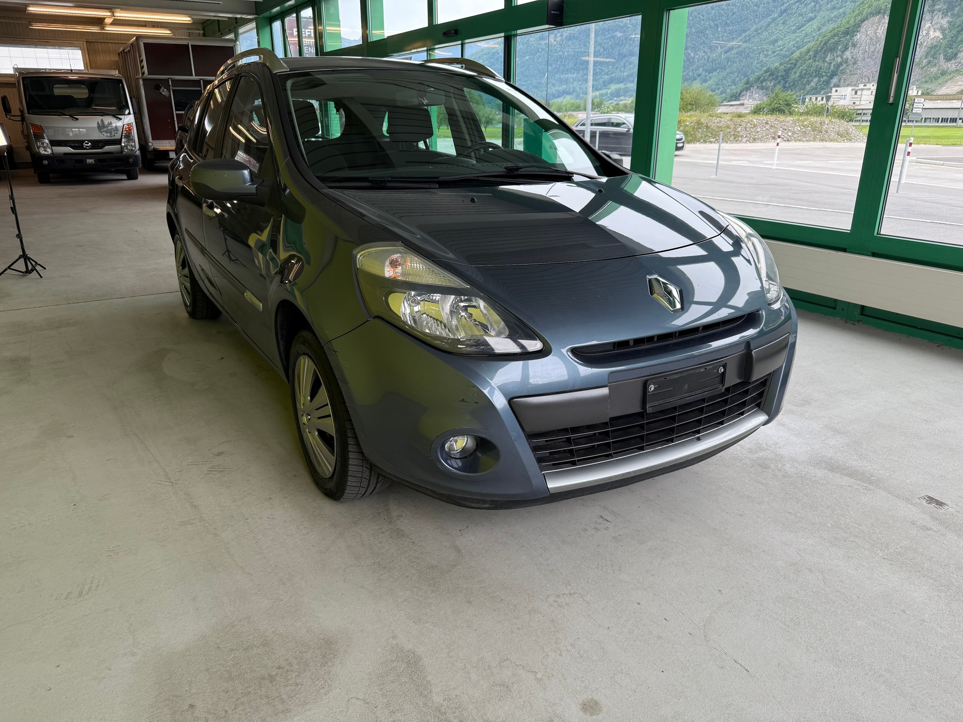 RENAULT Clio Grandtour 1.2 16V Turbo Dynamique-image-5