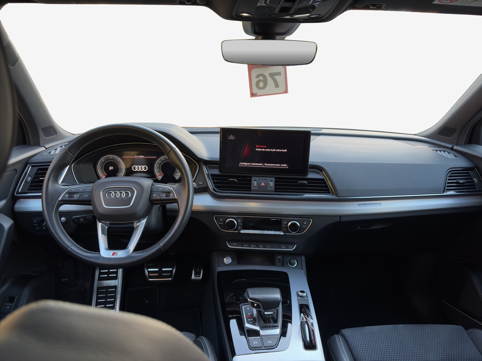 AUDI Q5 40 TDI Black Edition quattro S-tronic-image-8