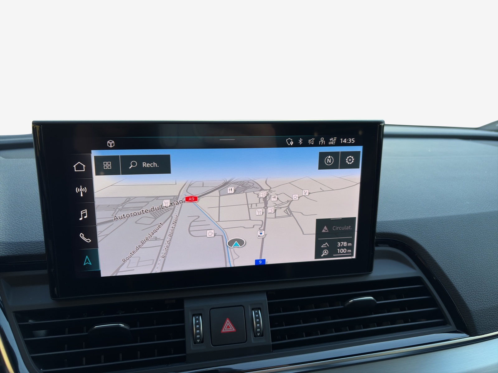 AUDI Q5 40 TDI Black Edition quattro S-tronic-image-13