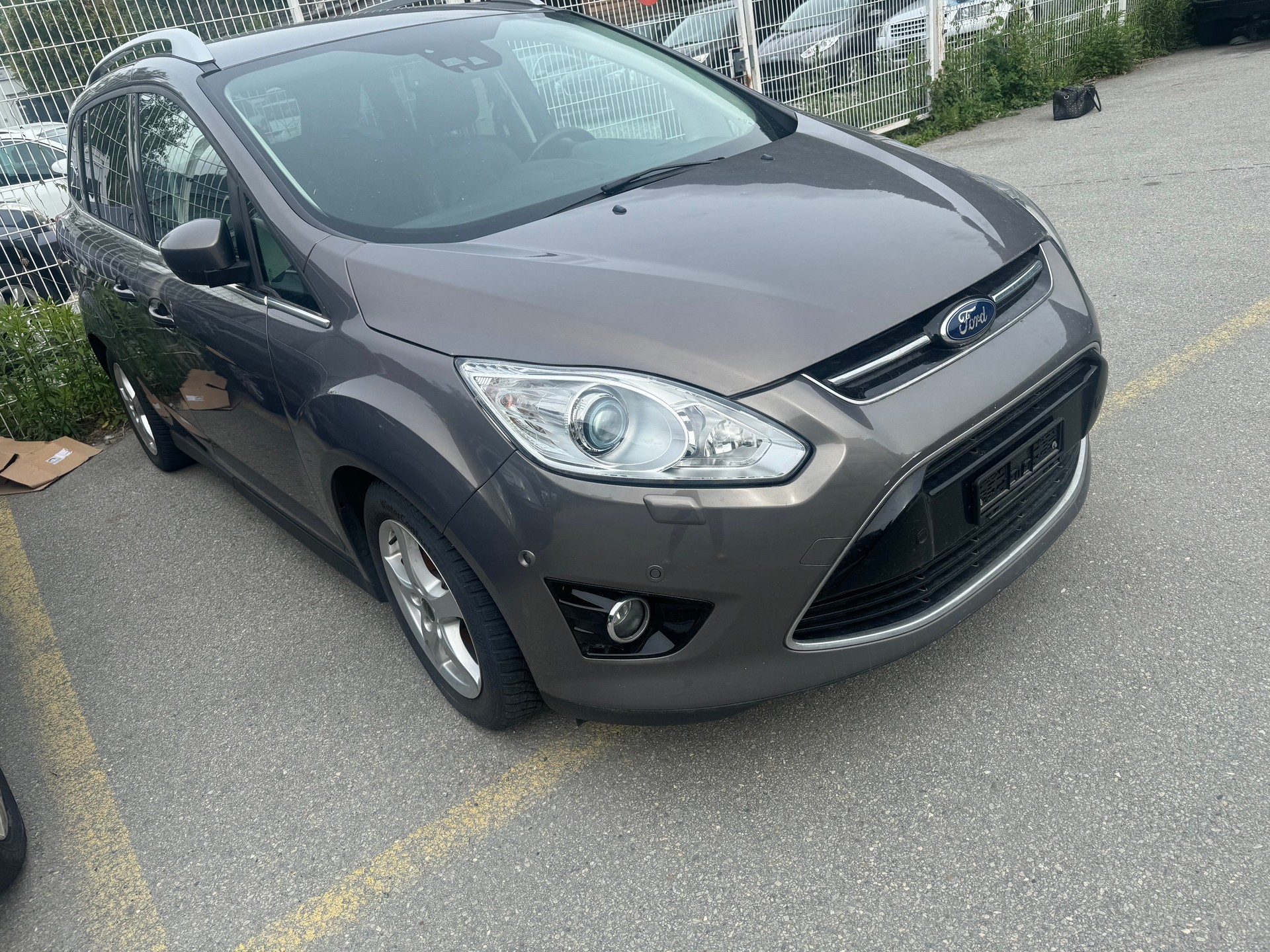 FORD Grand C-Max 1.0 SCTi Titanium-image-2
