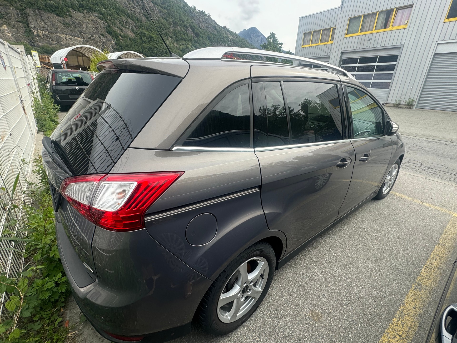 FORD Grand C-Max 1.0 SCTi Titanium-image-6