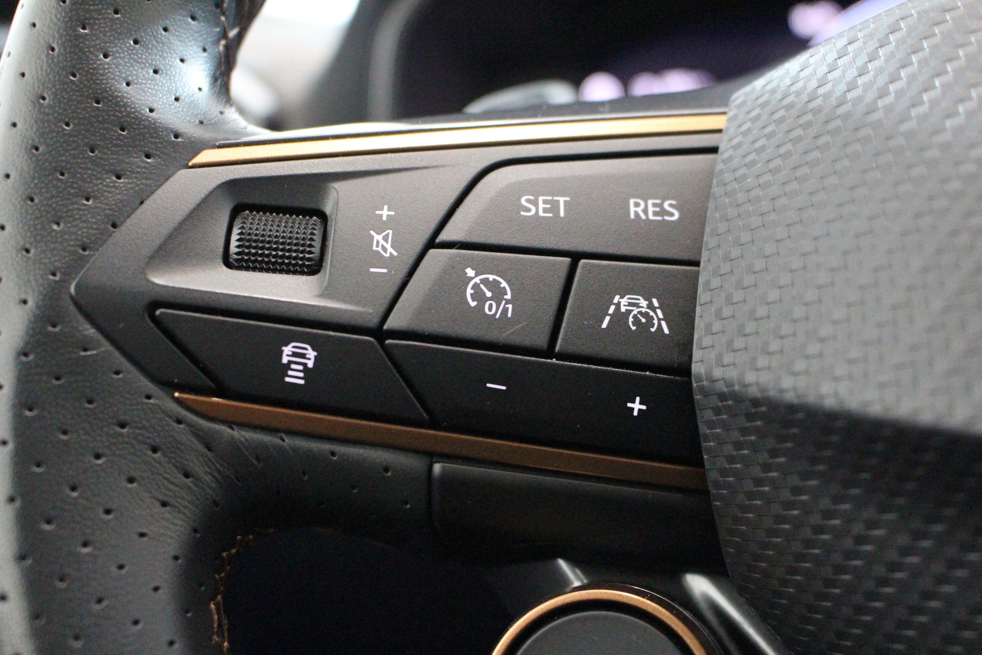 CUPRA Formentor 1.4 eHybrid VZ DSG-image-15