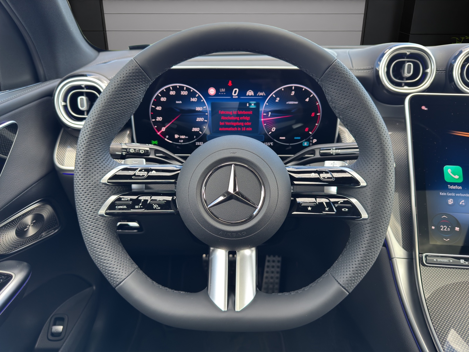 MERCEDES-BENZ GLC 220 d 4Matic 9G-Tronic-image-12