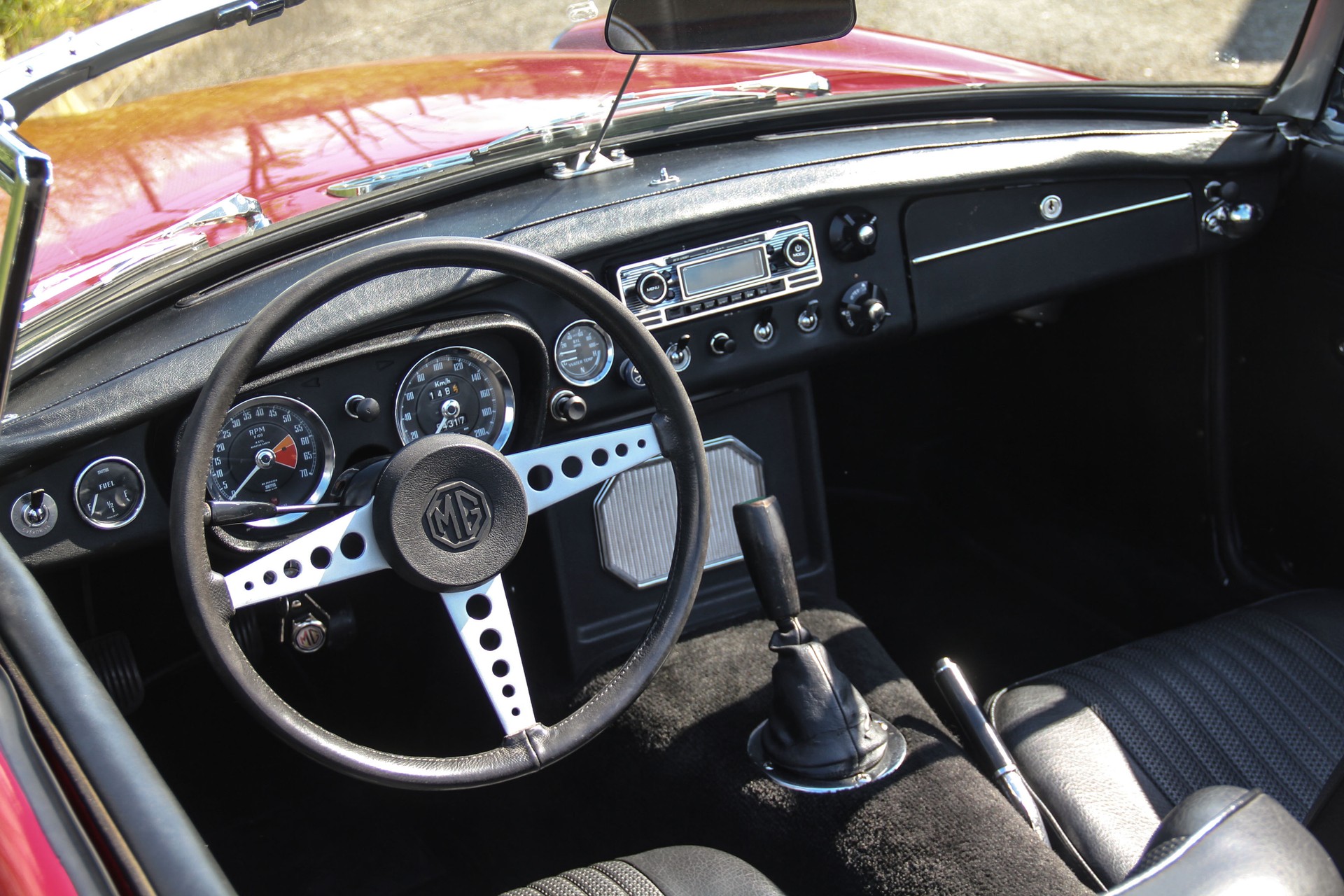MG MGB Roadster 🇬🇧 ⭐⭐⭐⭐⭐-image-4