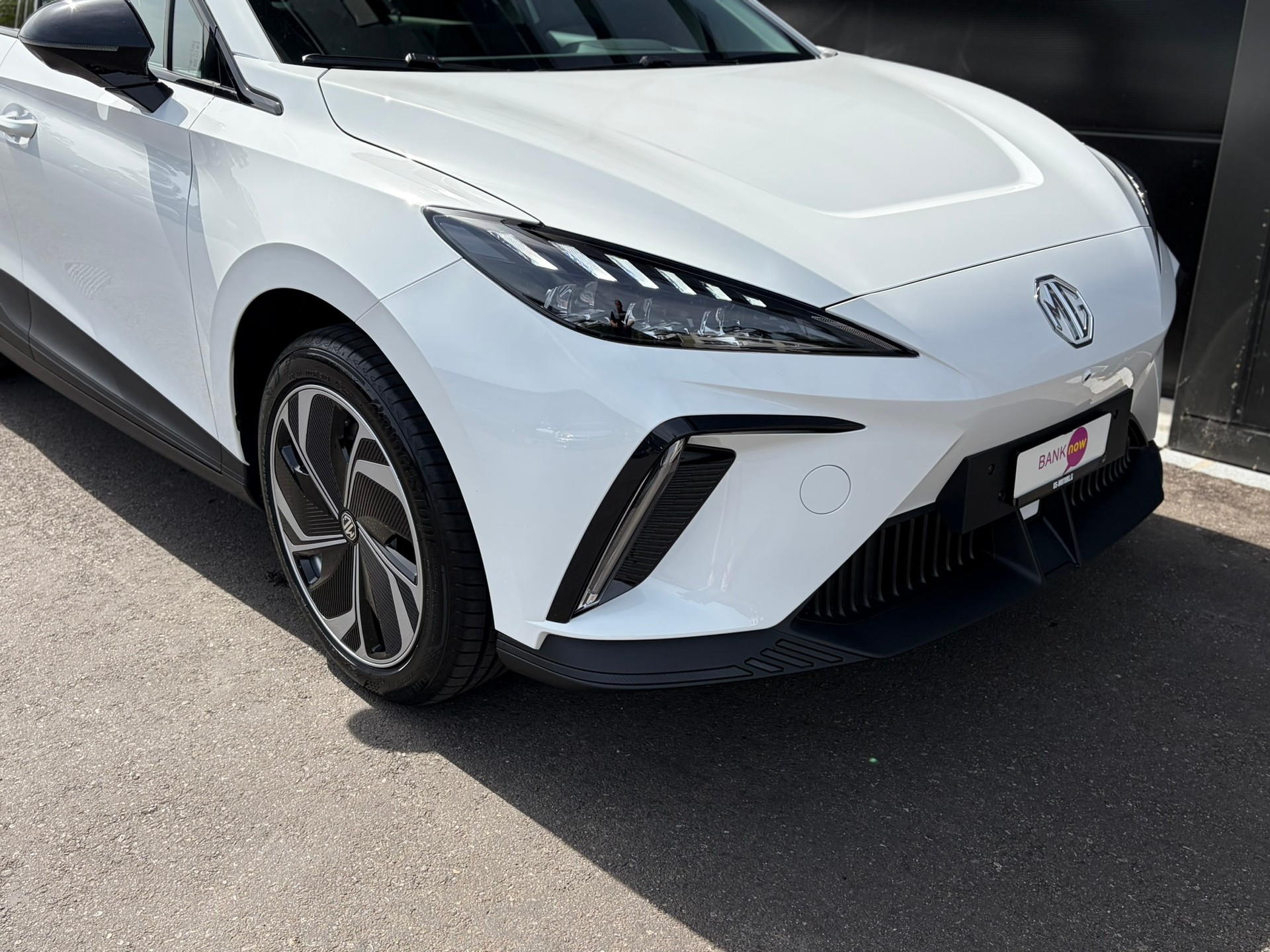MG 4 EV 64kWh Premium-image-4