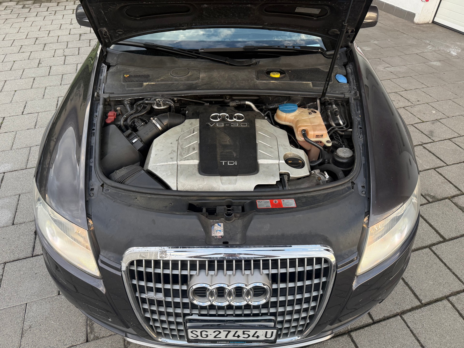 AUDI A6 allroad 3.0 TDI quattro-image-15