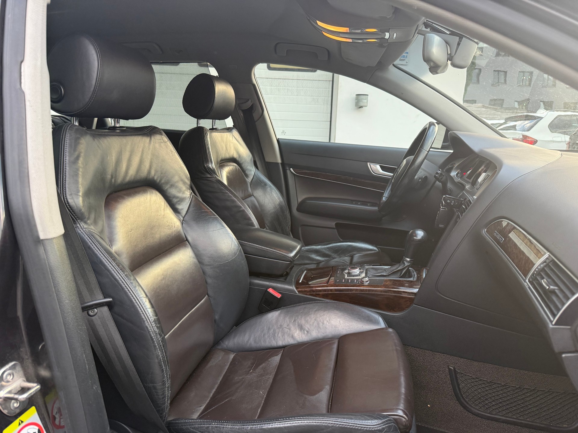 AUDI A6 allroad 3.0 TDI quattro-image-9