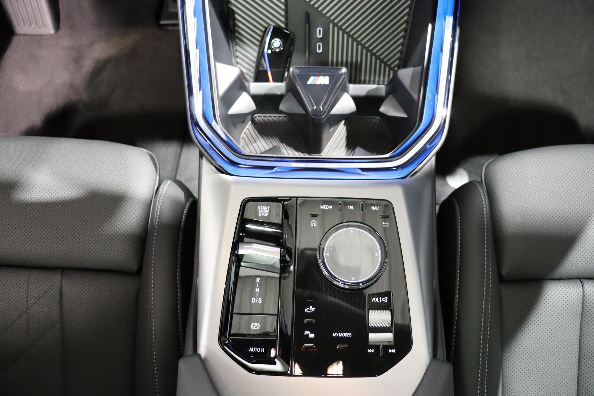 BMW X3 M50i-image-10