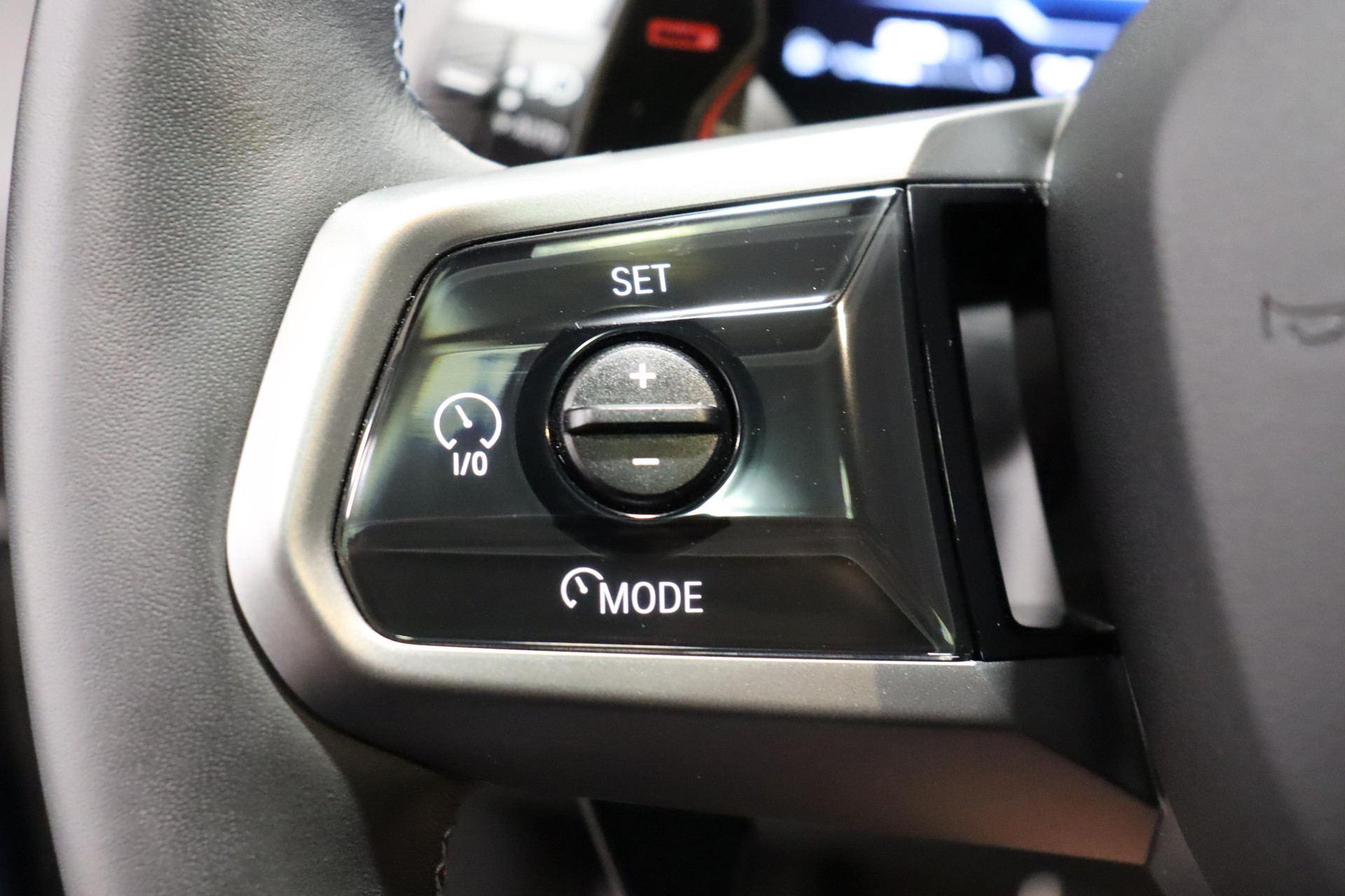 BMW X3 M50i-image-17