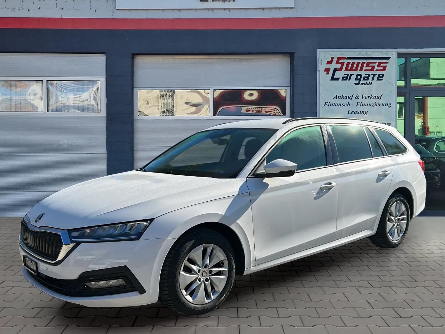 SKODA Octavia Combi 2.0 TDI Ambition 4x4 DSG 150PS mit AHK-showroom-element-2
