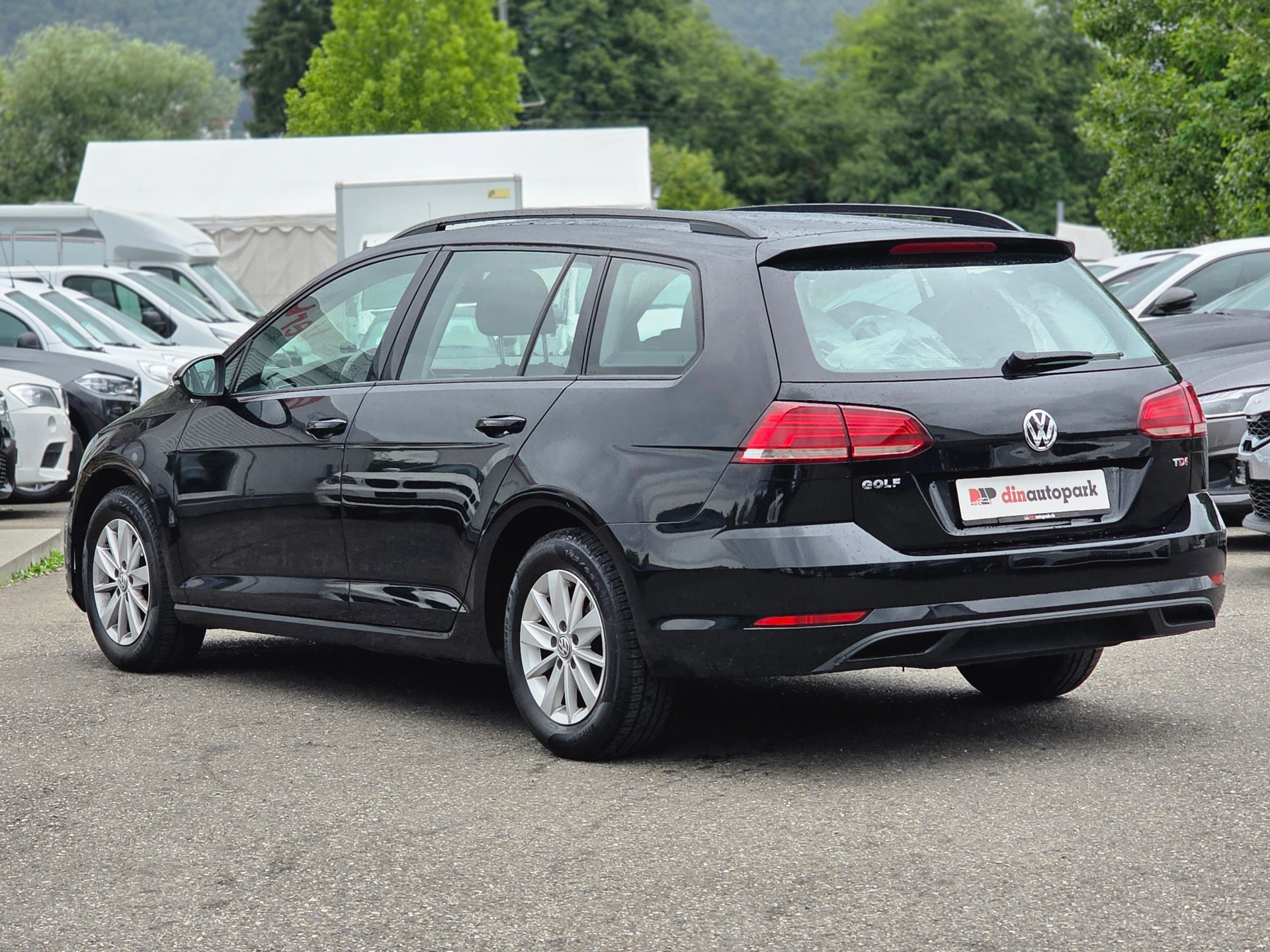 VW Golf 2.0 TDI Comfortline ** Frisch ab MFK**-image-6