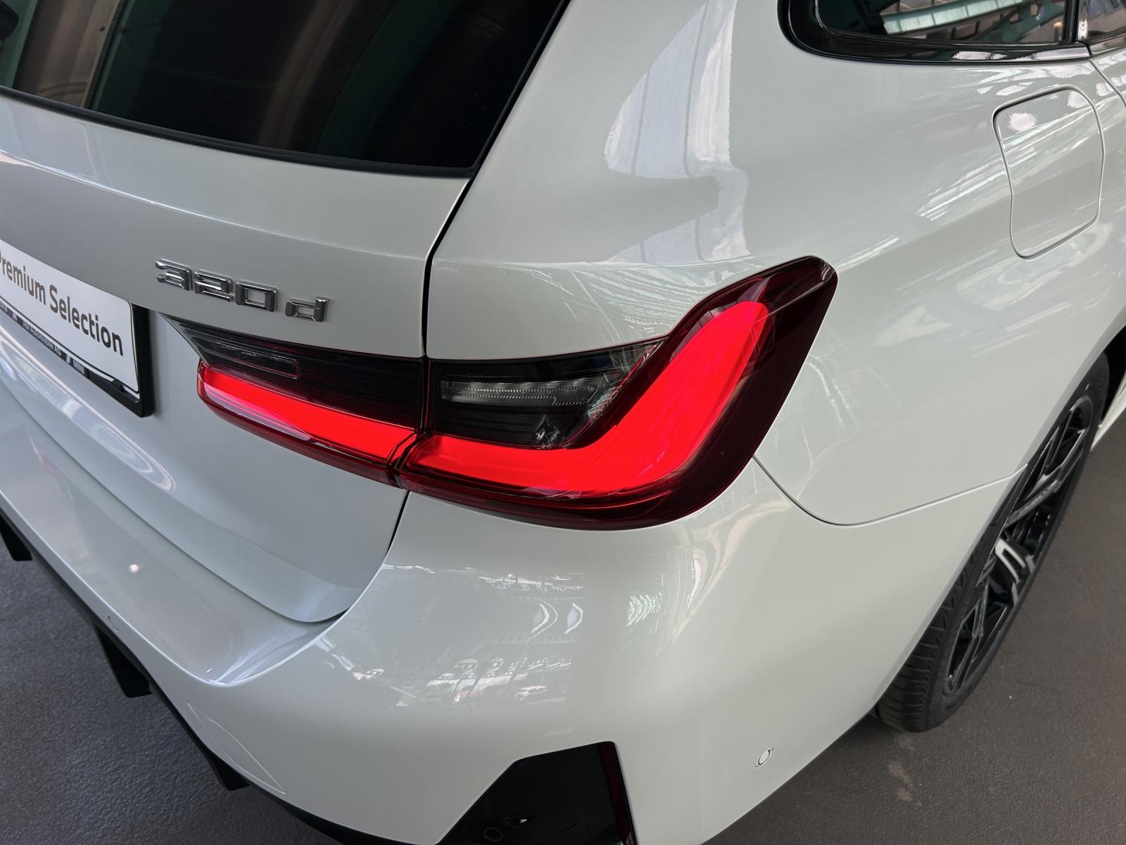 BMW 320d xDrive SAG Touring-image-25
