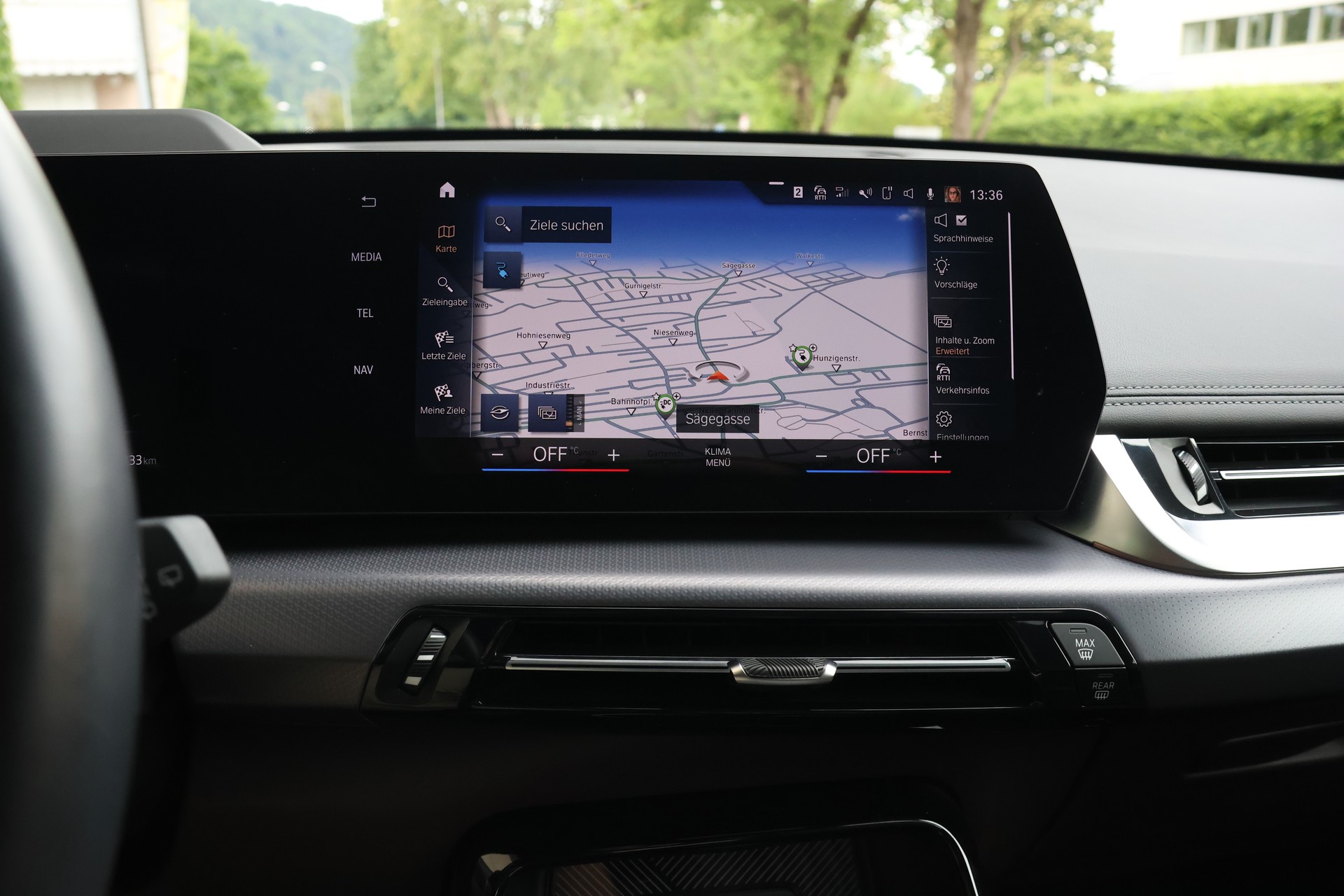 BMW iX1 xDrive 30 M Sport-image-23