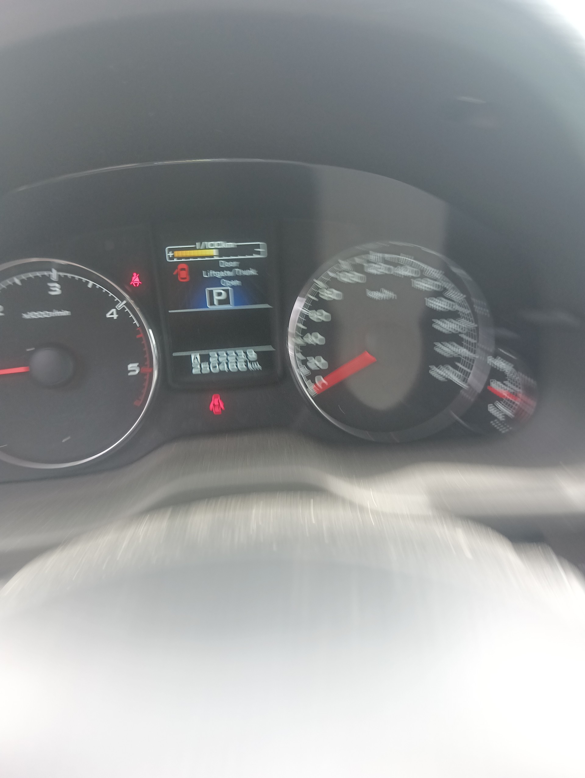 SUBARU Outback 2.0D Advantage AWD Lineartronic-image-5