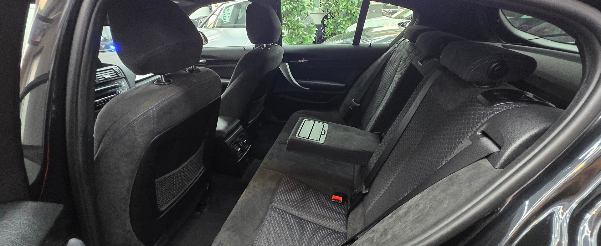BMW 125i Steptronic-image-10