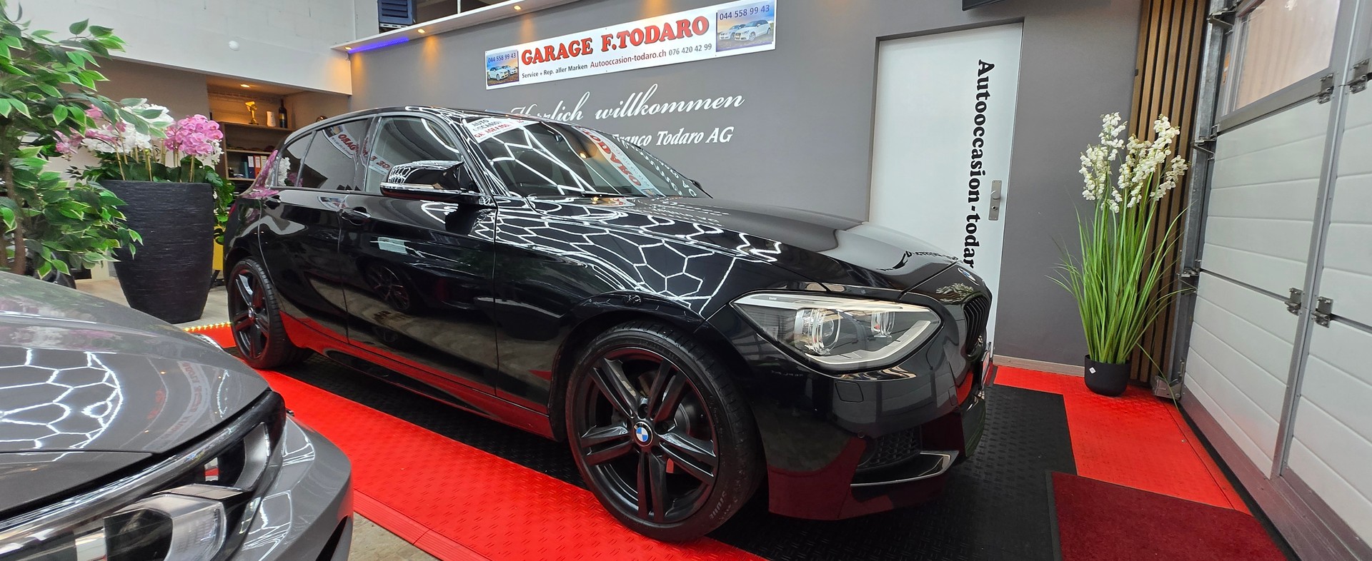 BMW 125i Steptronic-image-3