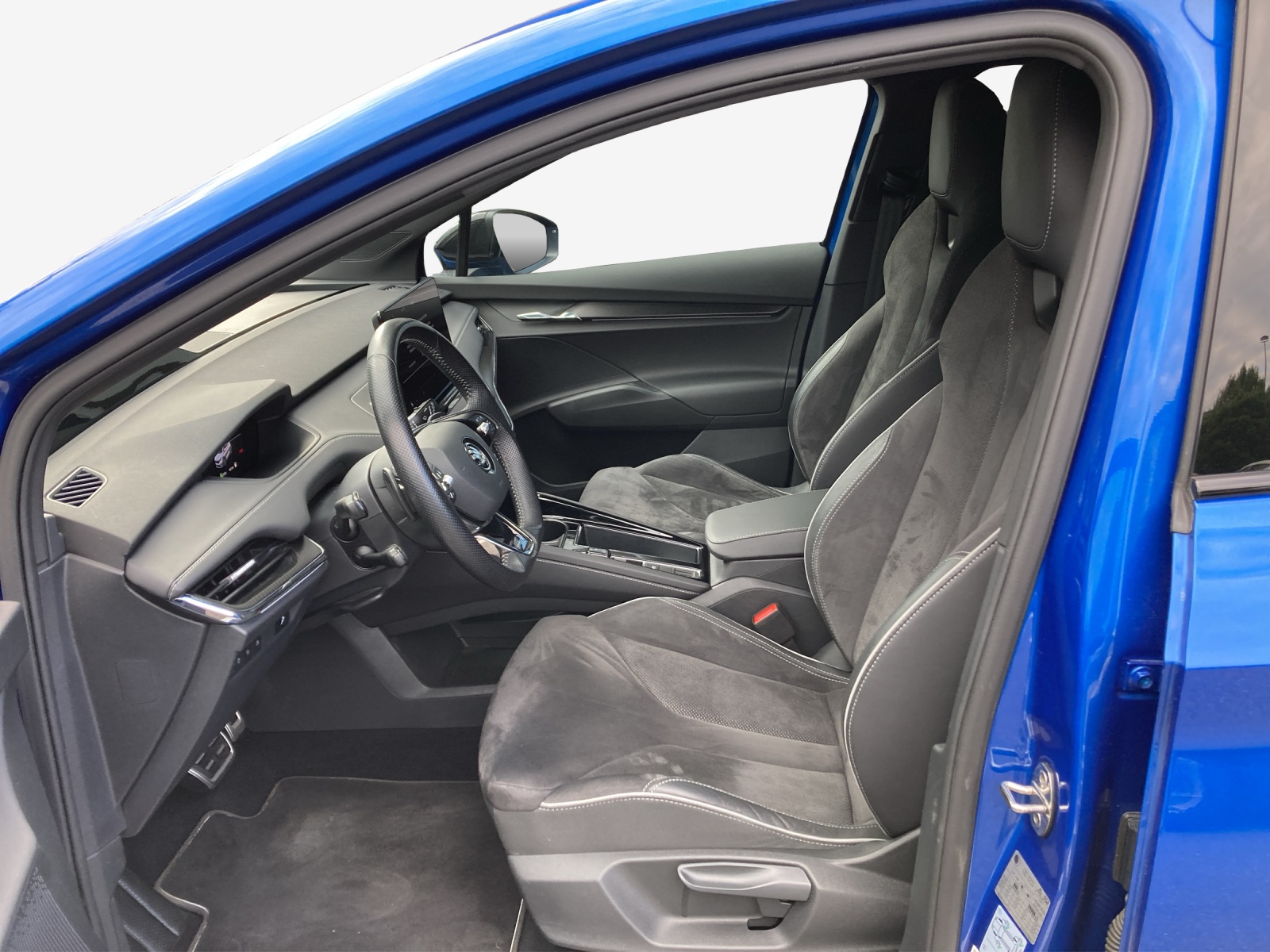 SKODA Enyaq iV 60 SportLine-image-8
