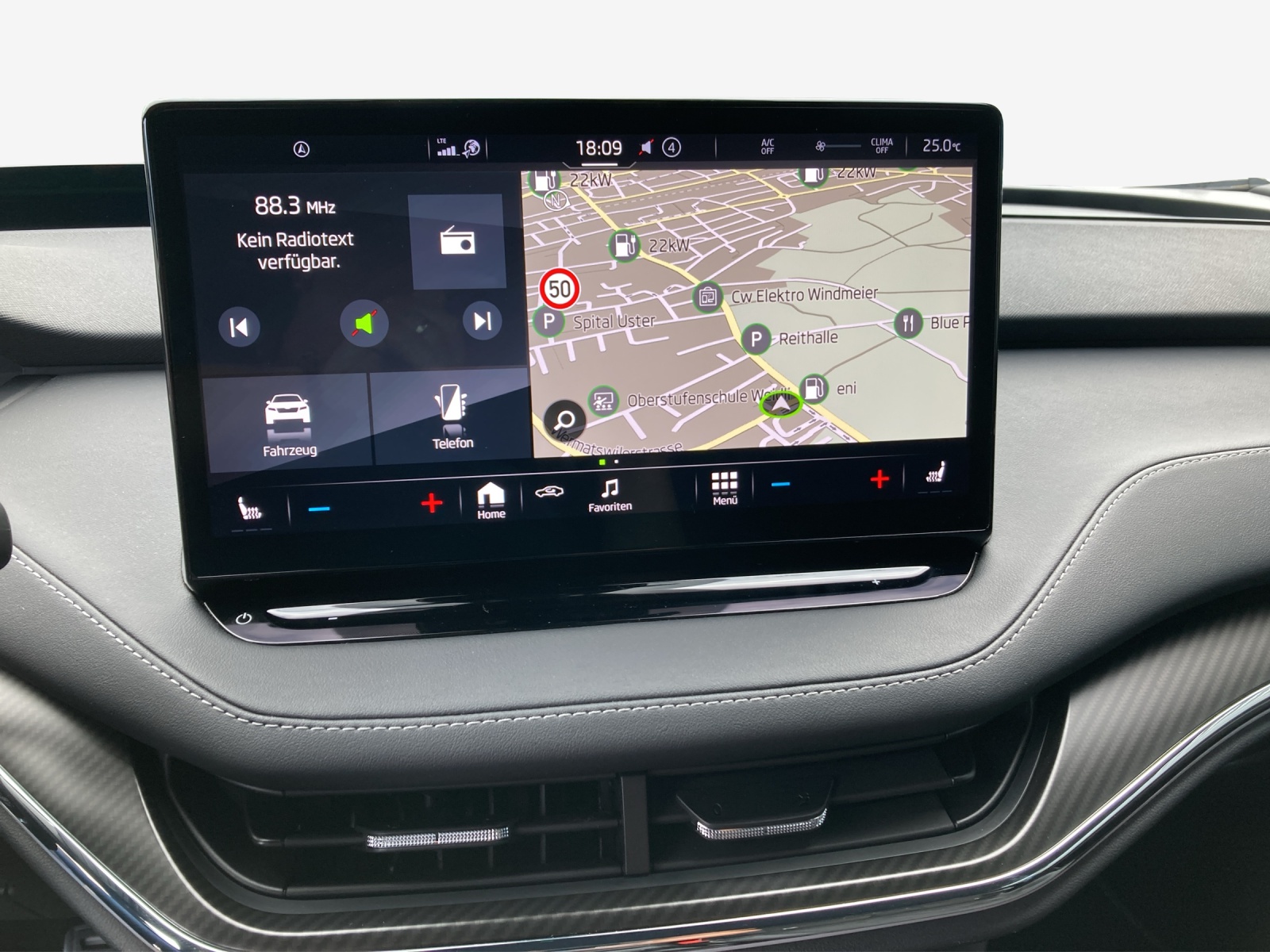 SKODA Enyaq iV 60 SportLine-image-11