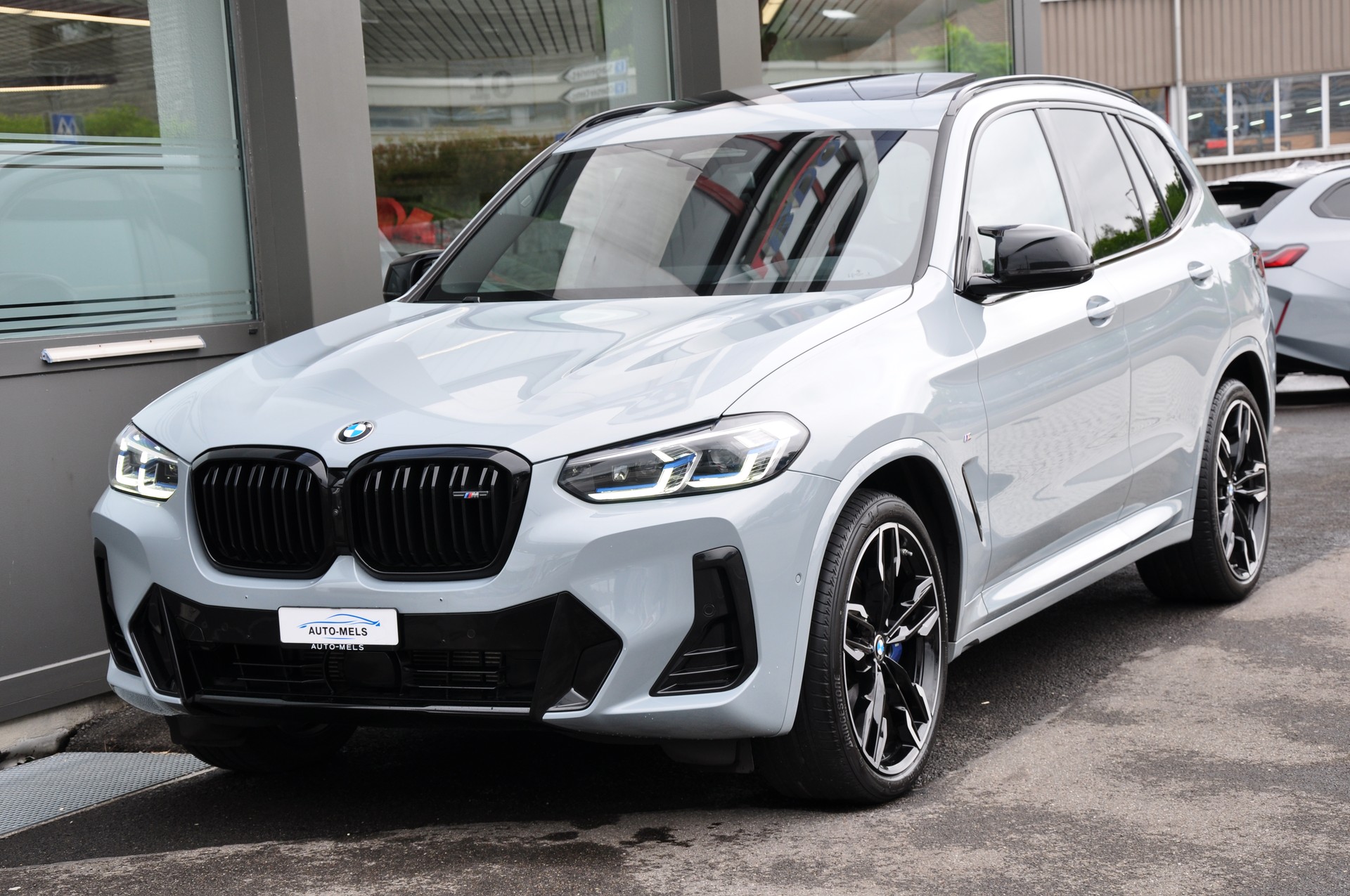 BMW X3 M40i xDrive M Sport-showroom-element-1