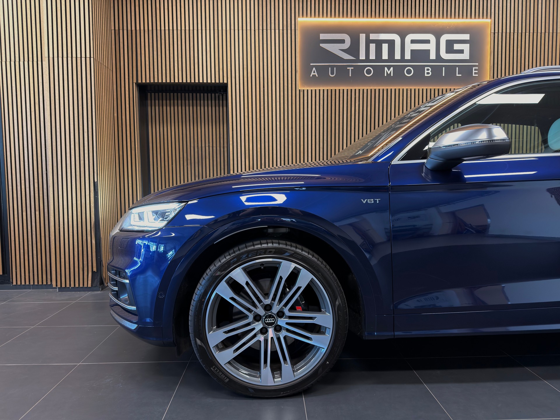 AUDI SQ5 3.0 TFSI quattro S-tronic | Vollausstattung | Frisch ab Service | MFK | CarVertical | Massagesitze-image-5