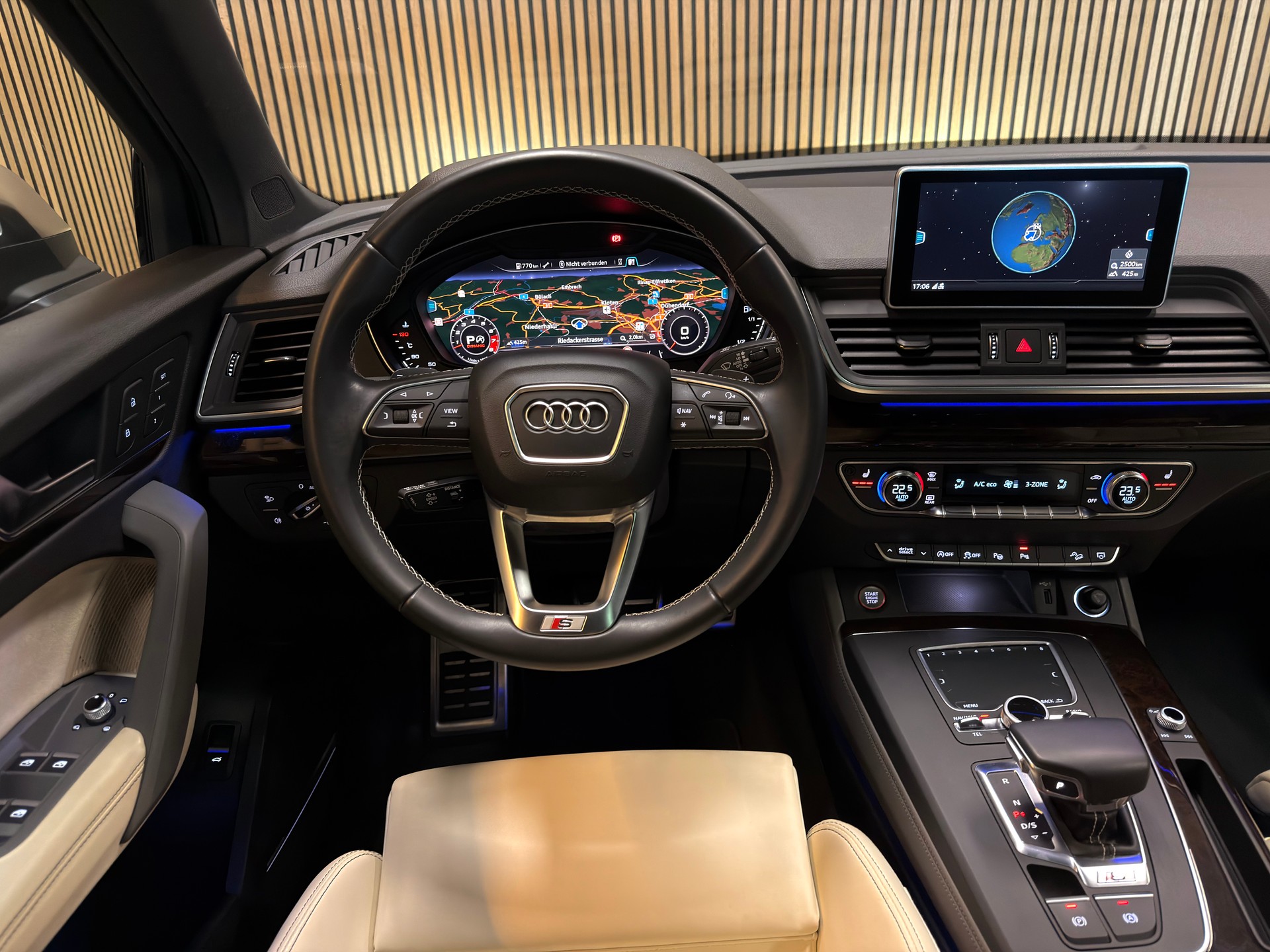 AUDI SQ5 3.0 TFSI quattro S-tronic | Vollausstattung | Frisch ab Service | MFK | CarVertical | Massagesitze-image-23