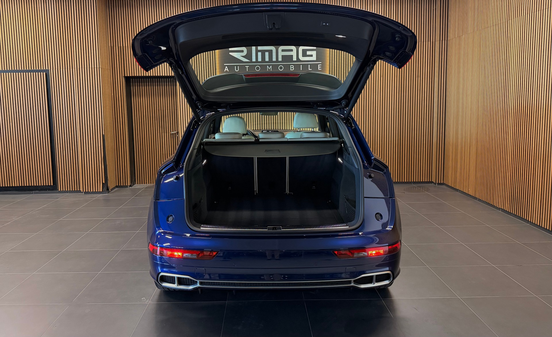 AUDI SQ5 3.0 TFSI quattro S-tronic | Vollausstattung | Frisch ab Service | MFK | CarVertical | Massagesitze-image-8