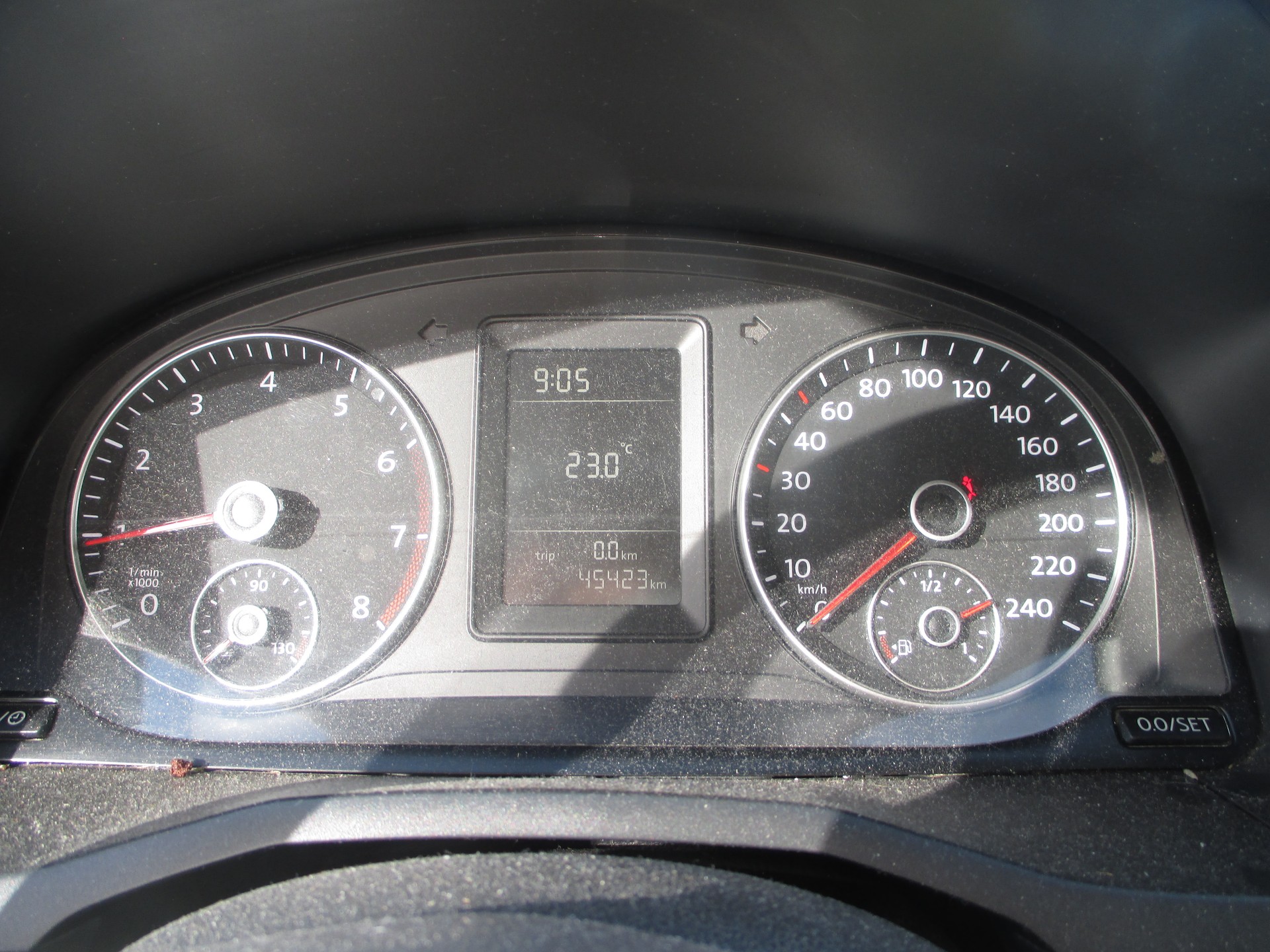 VW Caddy Maxi 1.0TSI BlueMotion Technology-image-0