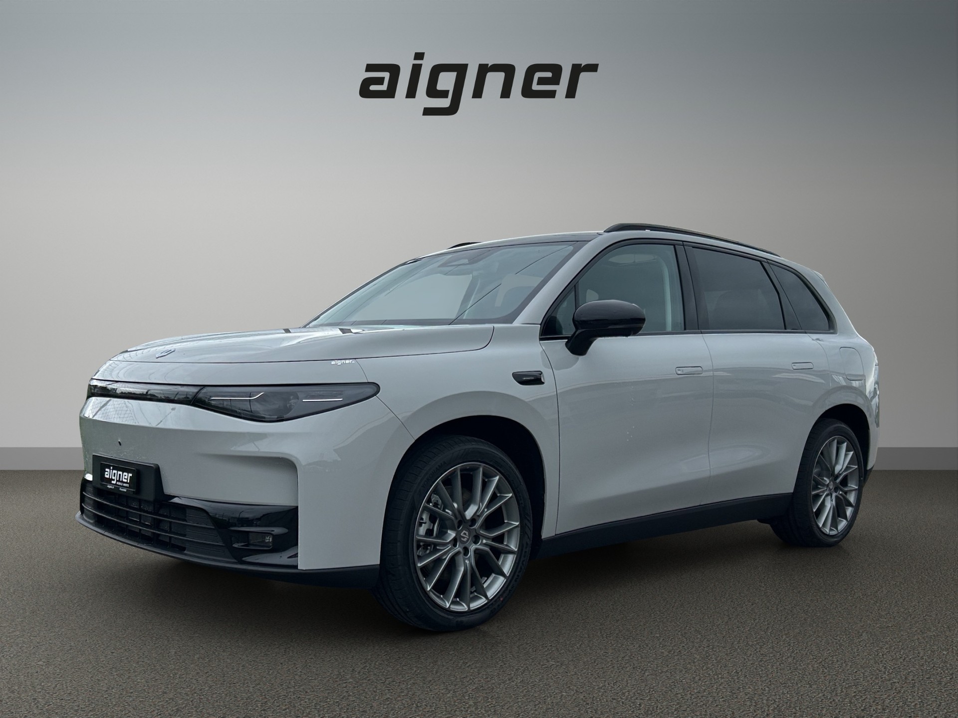 LEAPMOTOR C10 EV AWD-image-0